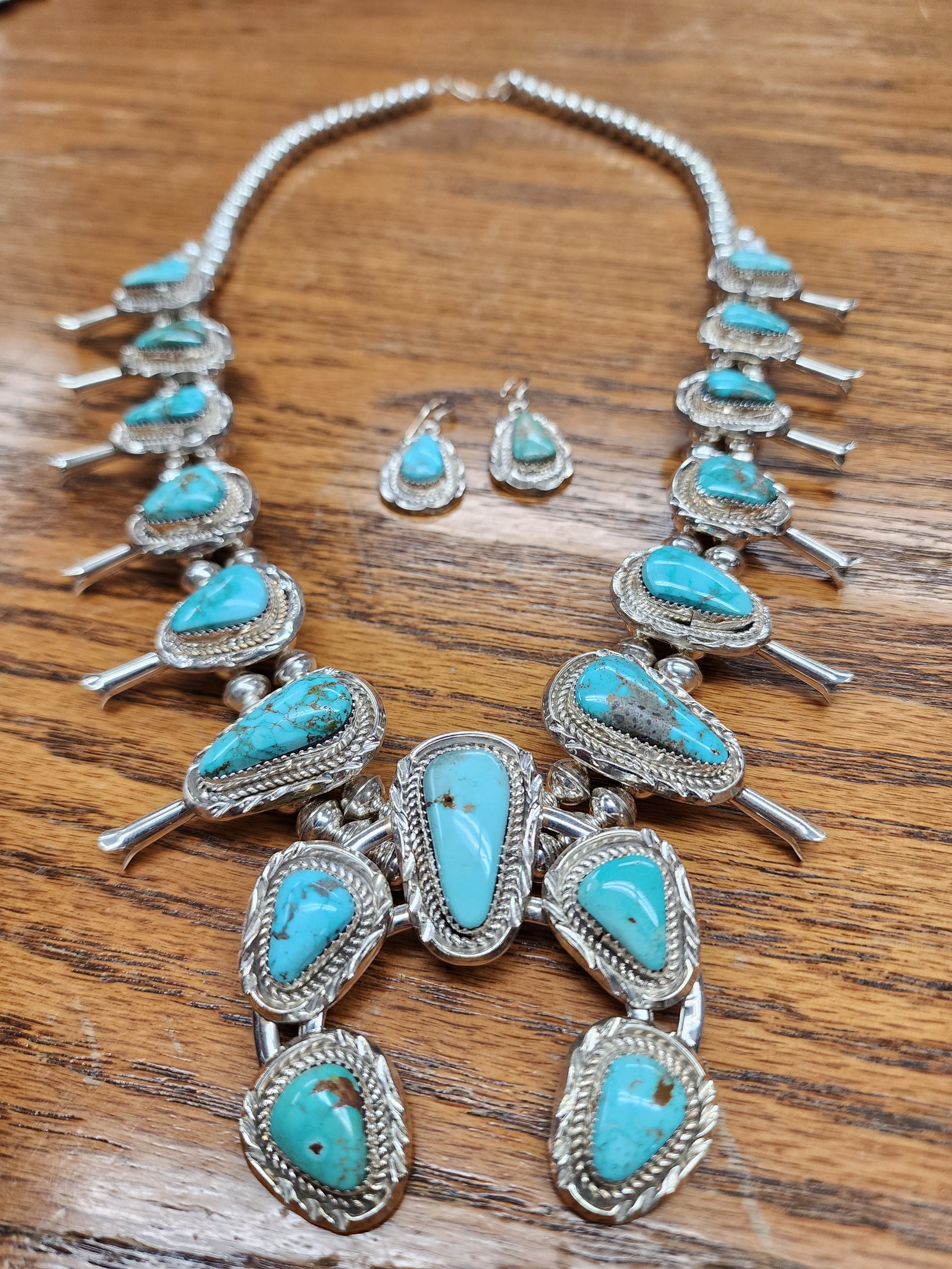 Red Mountain Turquoise Squash Blossom Necklace Set