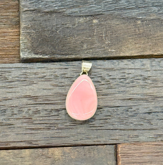 Pink Conch Teardrop Pendant