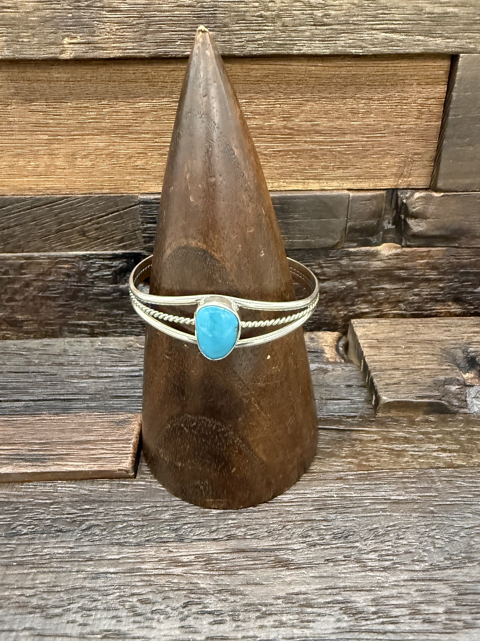 Turquoise Single Stone Bracelet