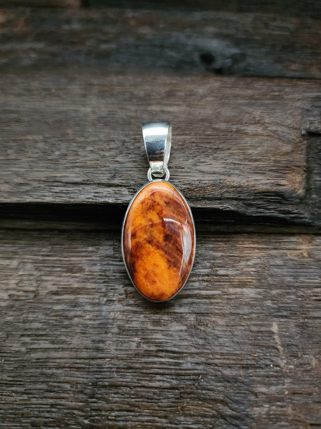 Oval Orange Spiny Oyster Pendant