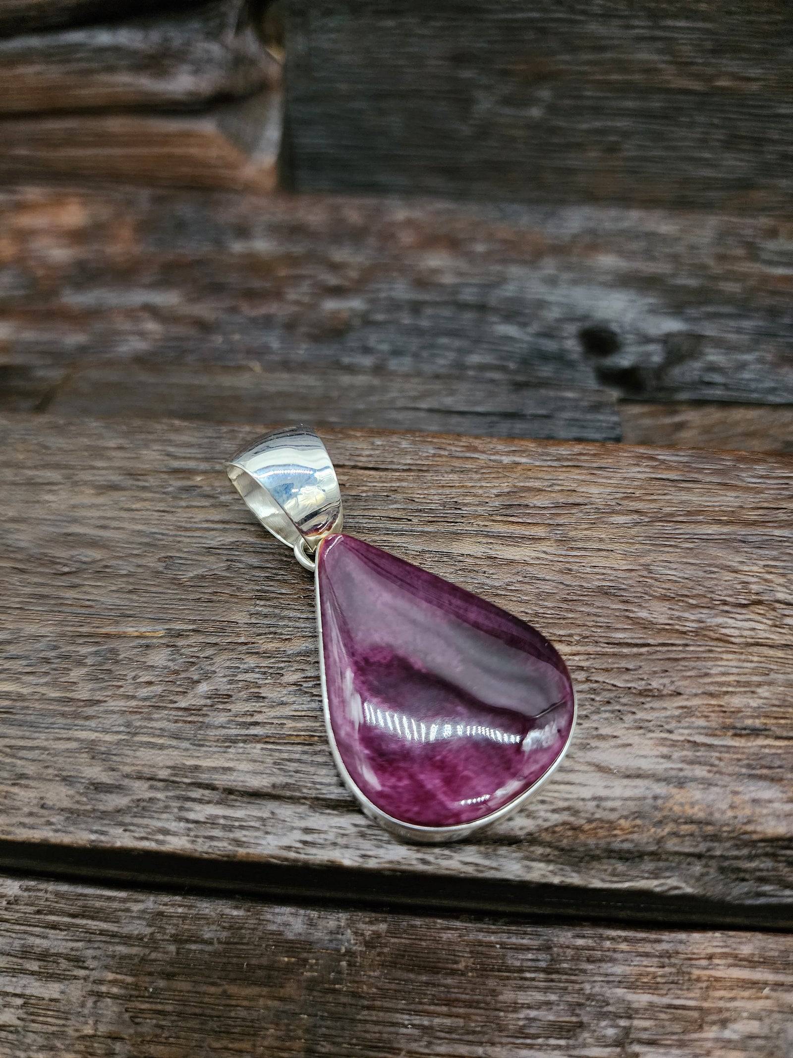 Purple Spiny Oyster Teardrop Pendant