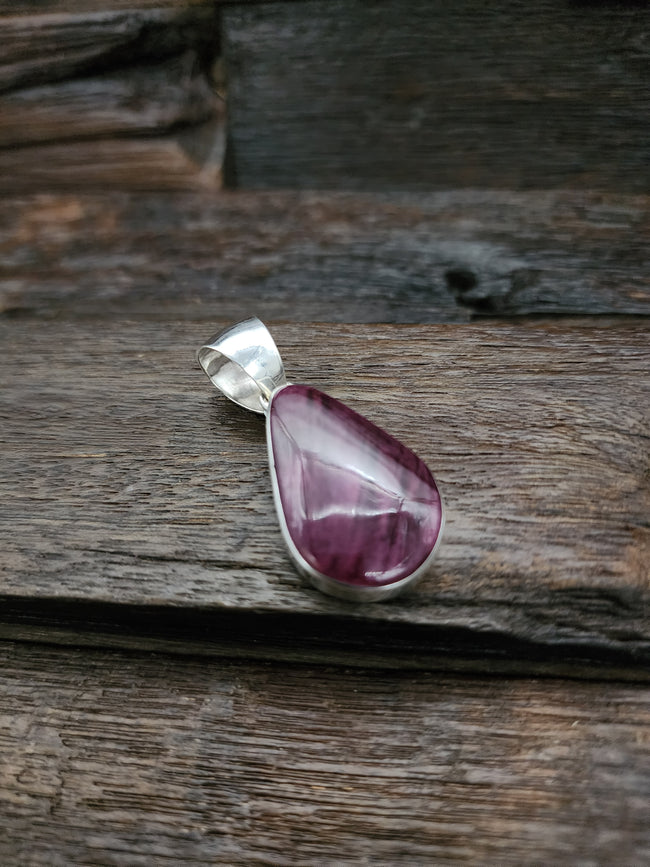 Purple Spiny Oyster Teardrop Pendant