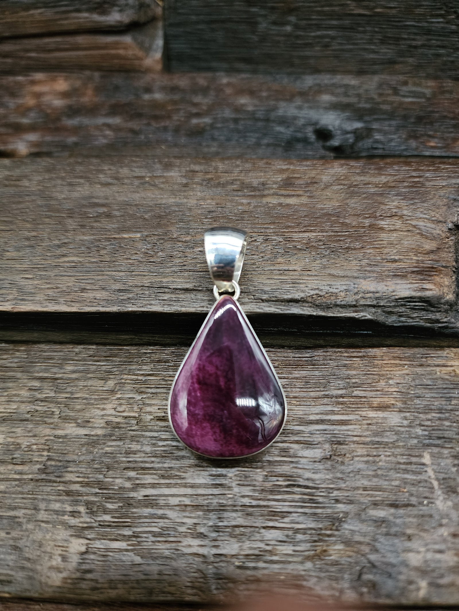 Purple Spiny Oyster Teardrop Pendant