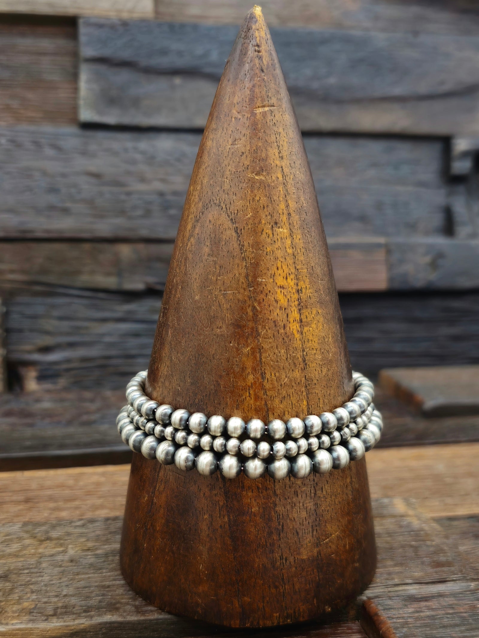 Three-Strand Navajo Pearl Bracelet 8 in