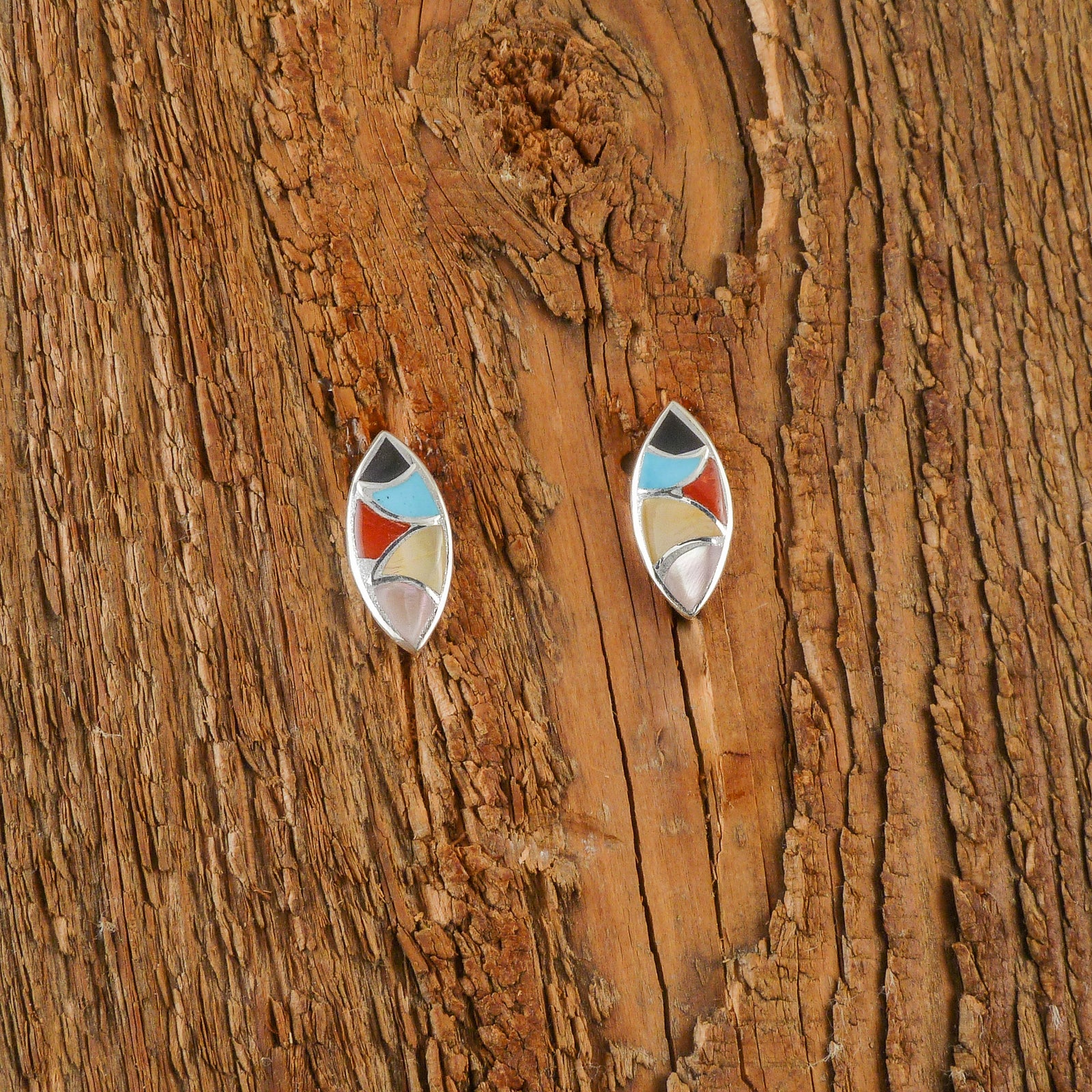 Delvin Leekya Inlay Oval Earrings